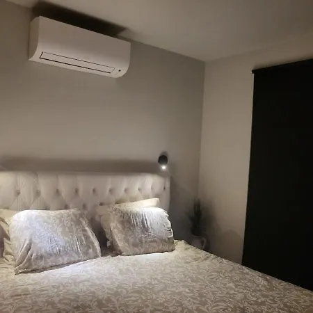 Wantosea Nieuwe Flat Aan Zee, Met Linnen, Airco & Garage *