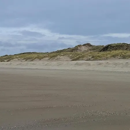 Wantosea Nieuwe Flat Aan Zee, Met Linnen, Airco & Garage Lägenhet