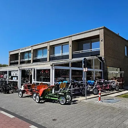 Wantosea Nieuwe Flat Aan Zee, Met Linnen, Airco & Garage